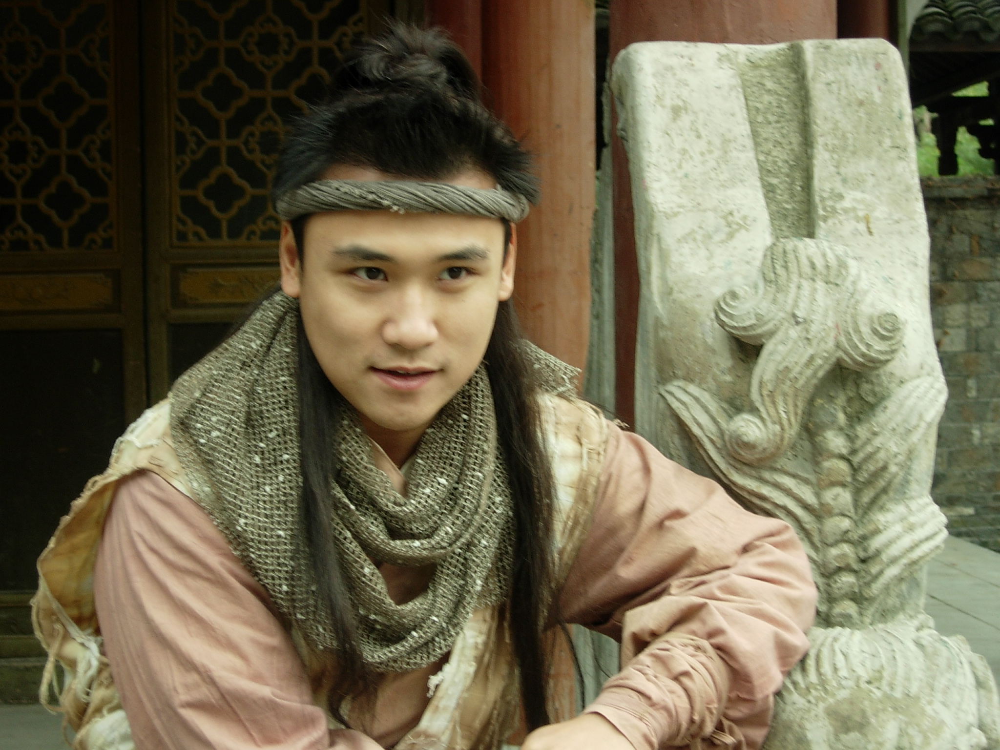  p data-id="gnbqn1vgmx">石磊,青年男演员,中国内地青年影视演员