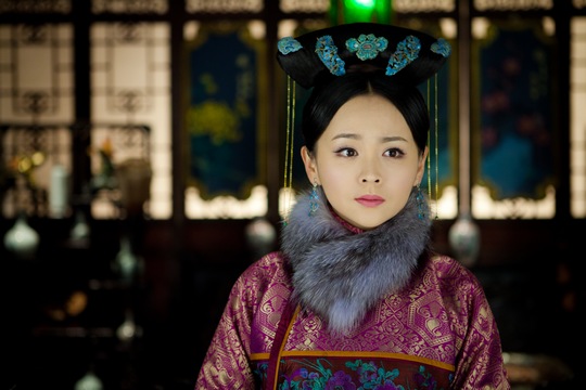  p>邓莎,1985年12月8日出生于湖南株洲,中国内地女演员.