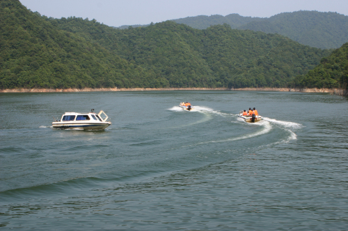  p>桥头镇,隶属江西省吉安市 a target="_blank" href="/item/泰和县