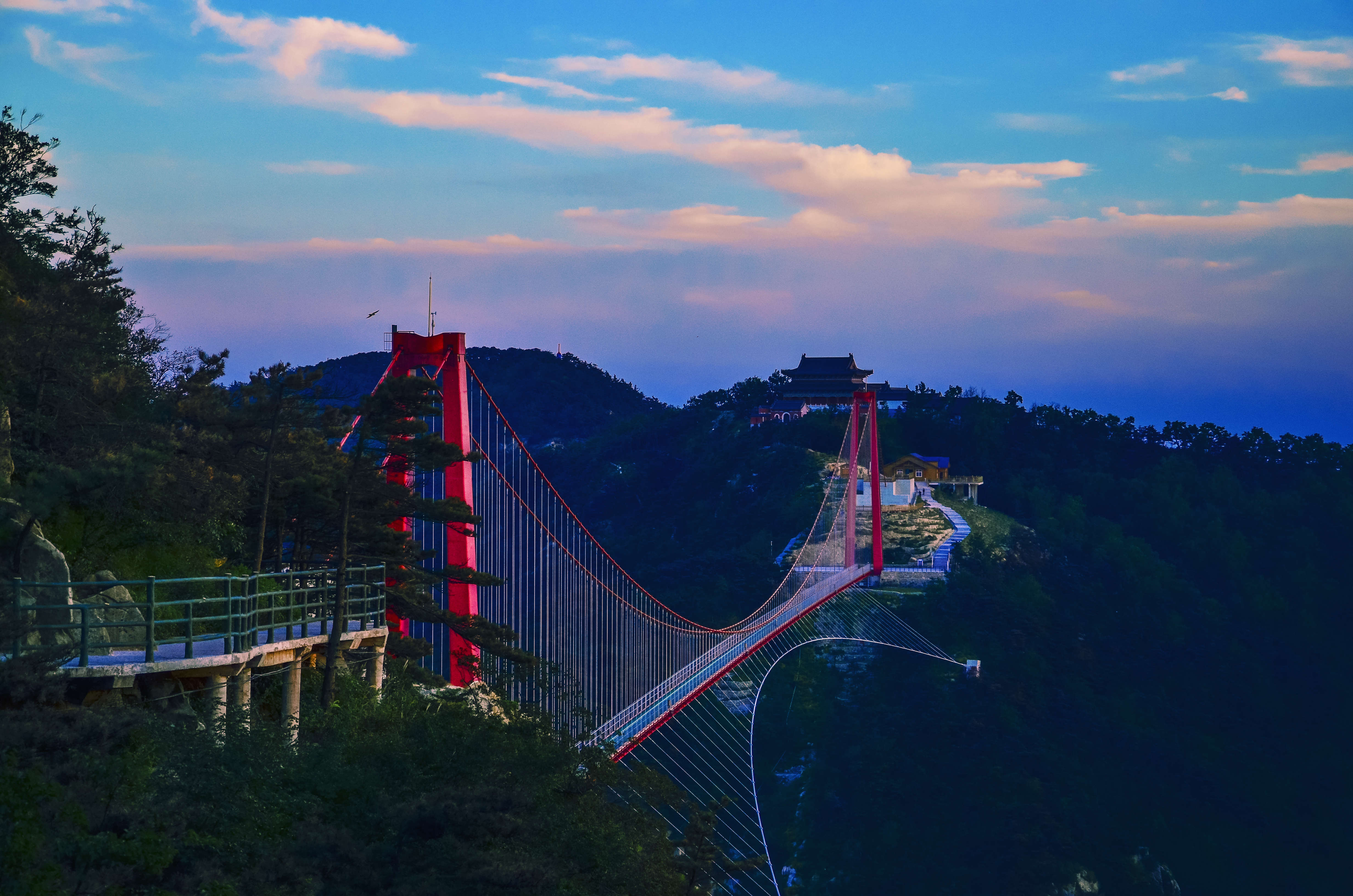 人文地理概念指" a target="_blank" href="/item/沂蒙山区/4599861"