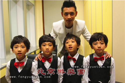 四胞胎勇猛刚强