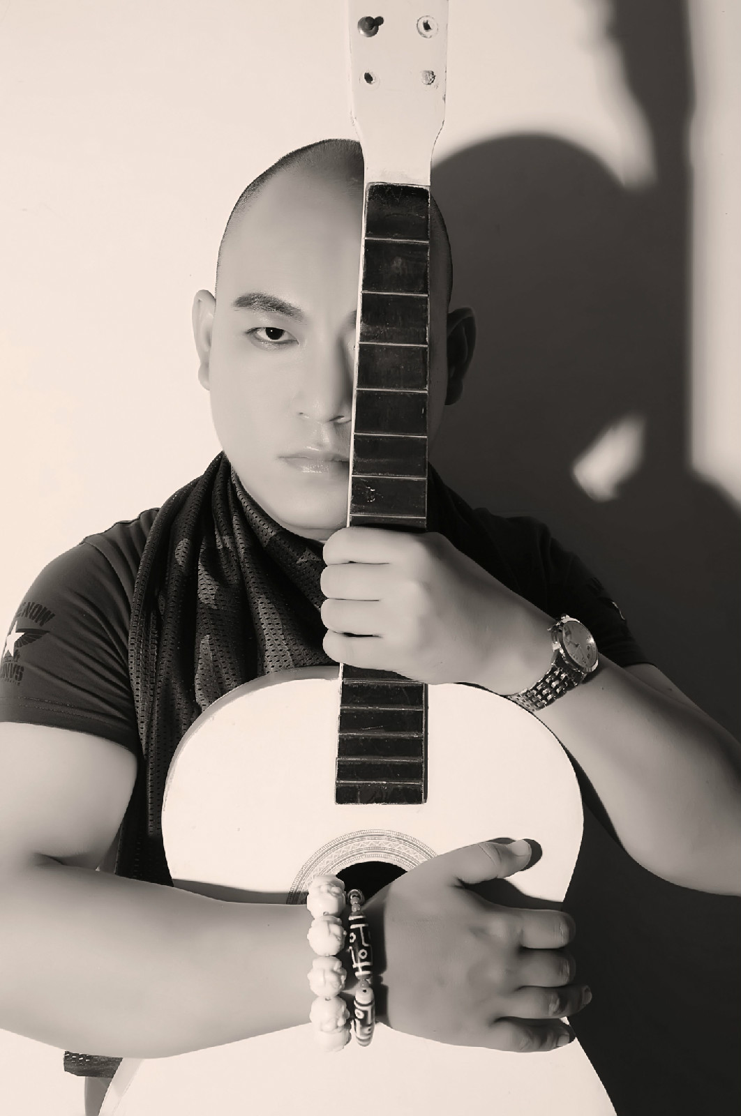  p data-id="gnap4dwguj">刘爽,华人著名男歌手,创作人, a target="