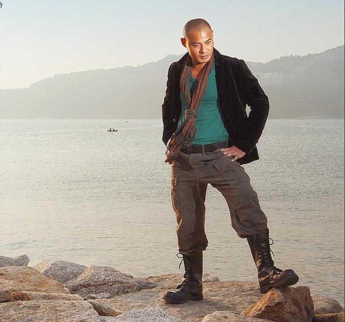 ">梁国冠 /a>执导, a href="#" data-lemmaid="6479149">麦嘉 /a>, a