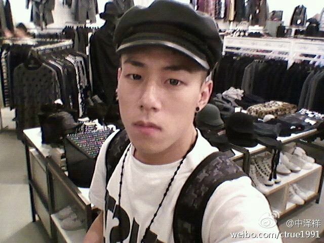  p>中泽祥(casper),原名储晓祥.