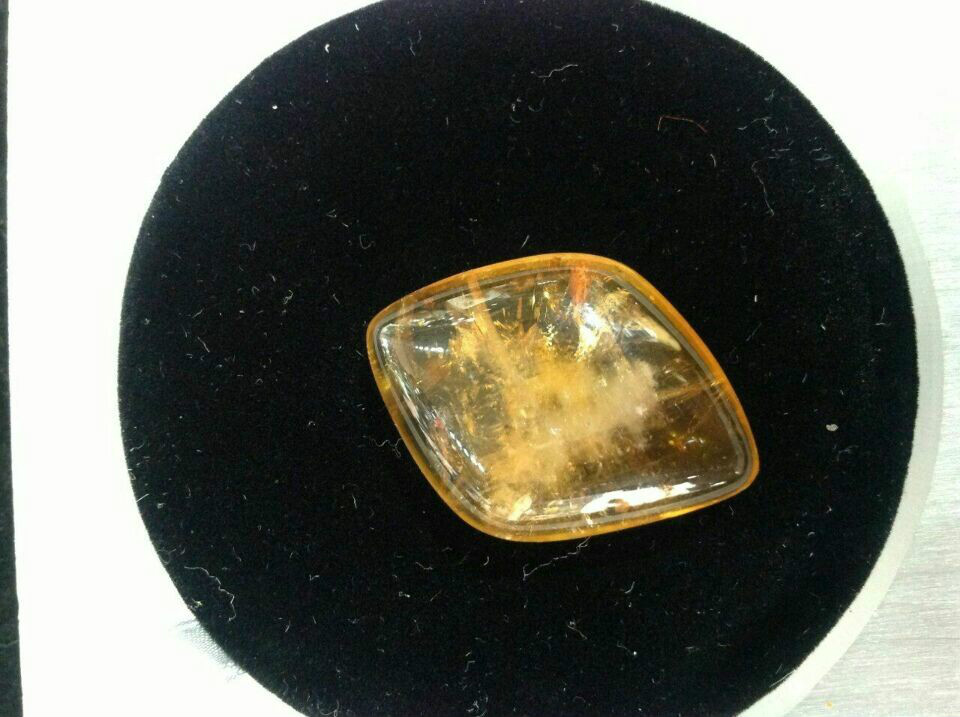 琥珀晶玉