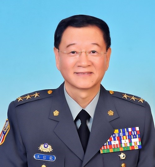  p data-id="gnb4ptvglb">王信龙,台湾军方高级将领,陆军二级上将.