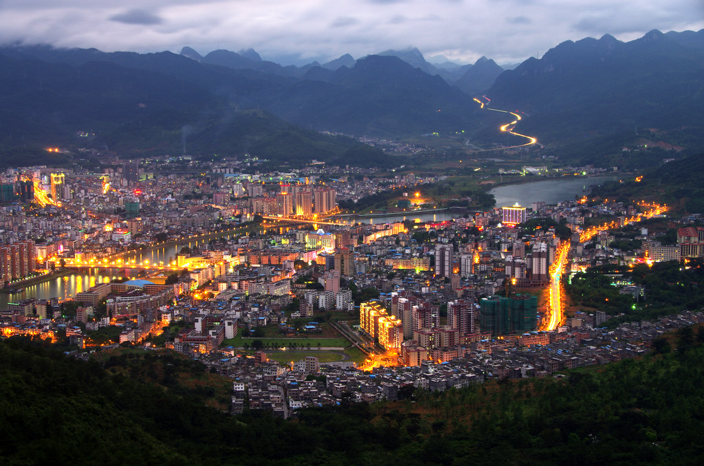  p>阳山县隶属于广东省 a target="_blank" href="/item/清远市