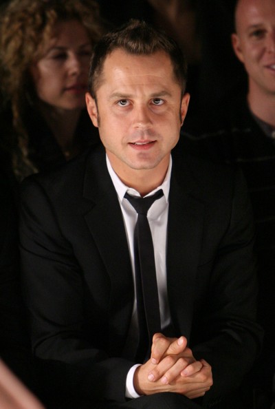  p>吉奥瓦尼·瑞比西,1974年12月17日出生于美国洛杉矶市,美国演员.