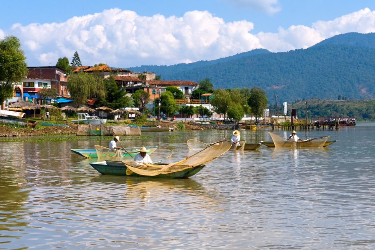 wer71zb">帕茨夸罗(西班牙语:pátzcuaro,英文:patzcuaro)是墨西哥 a