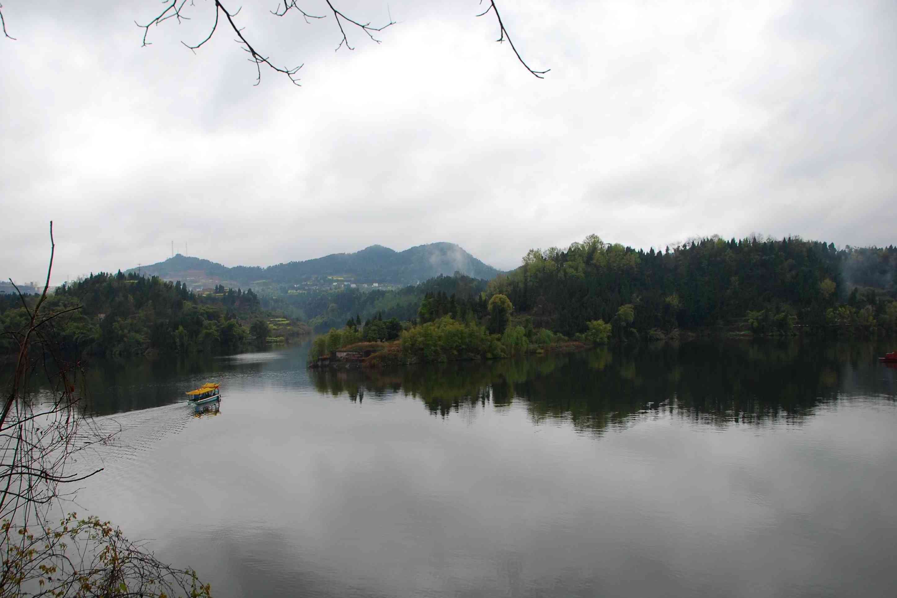  p data-id="gn0cr43ja6">蓬安县大深南海水利风景区,是国家级水利