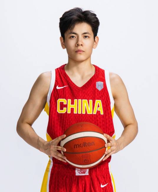 杨舒予_百度百科