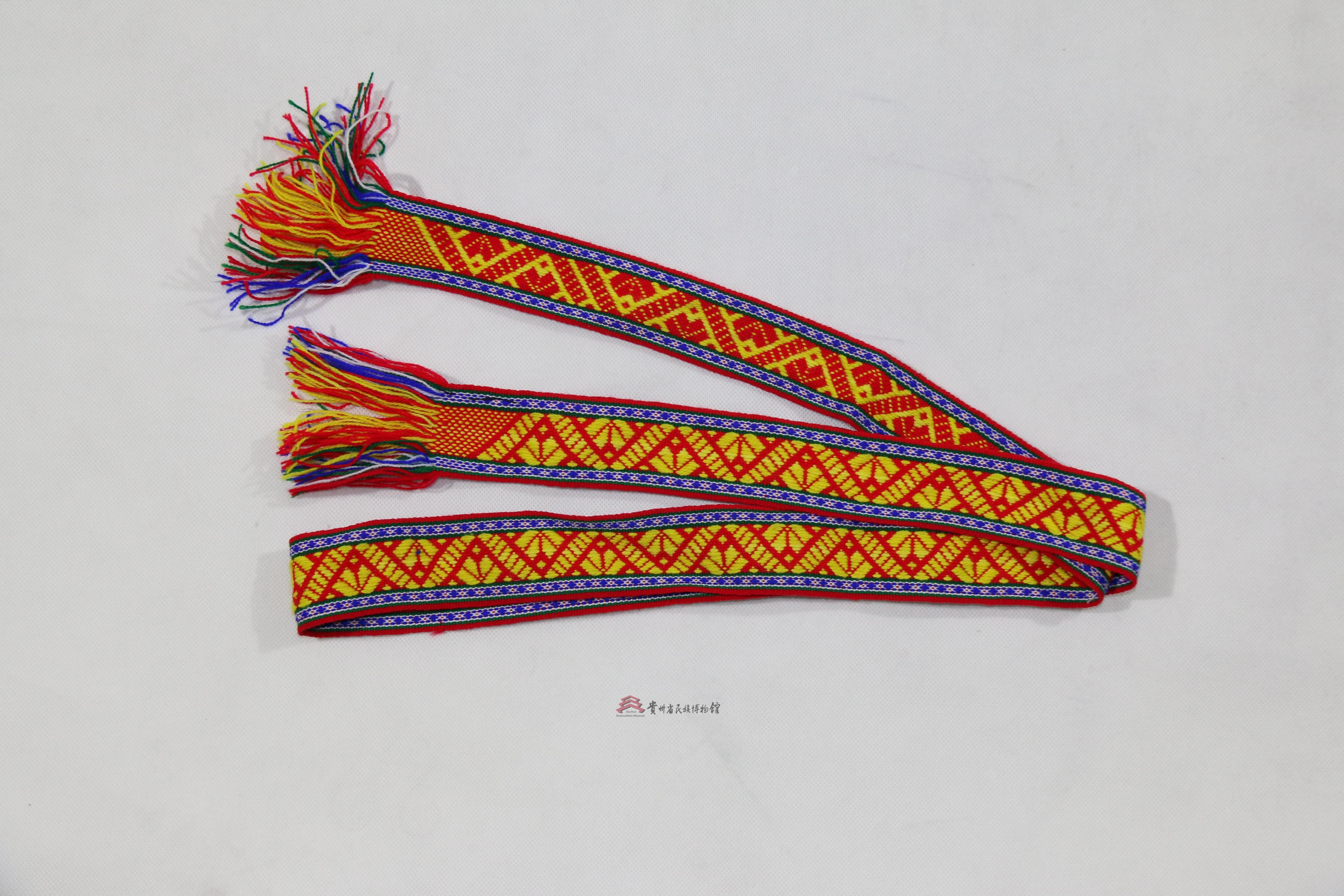 当代丹寨苗族毛线织花流苏腰带