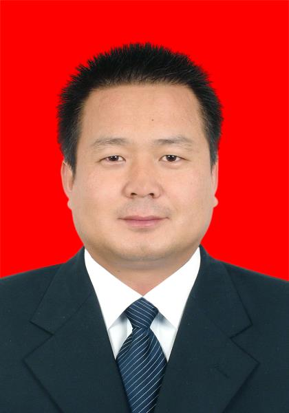 杨平