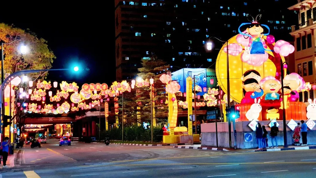 新加坡牛车水名字的由来_新加坡牛车水美食街推荐_新加坡牛车水