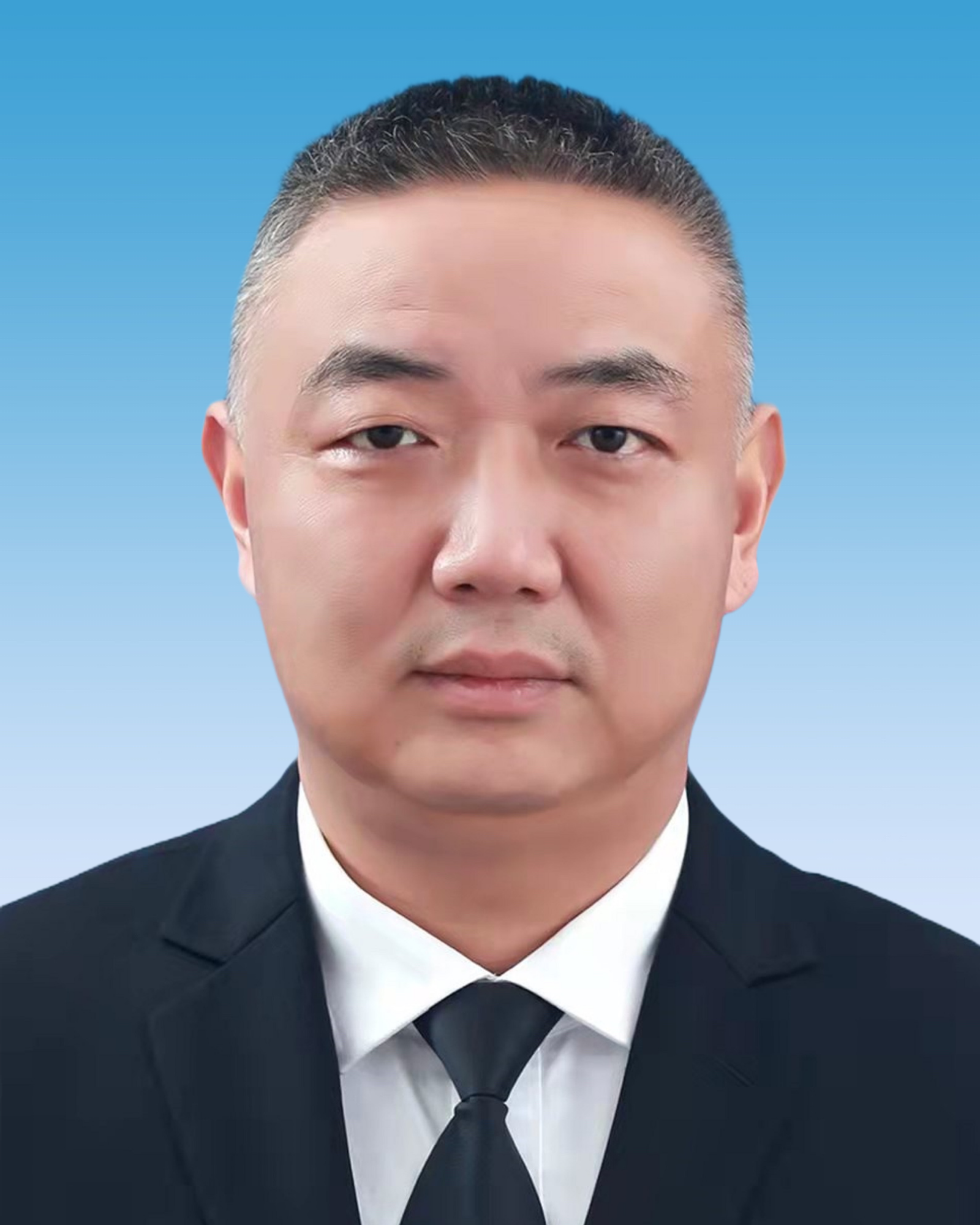 杨波