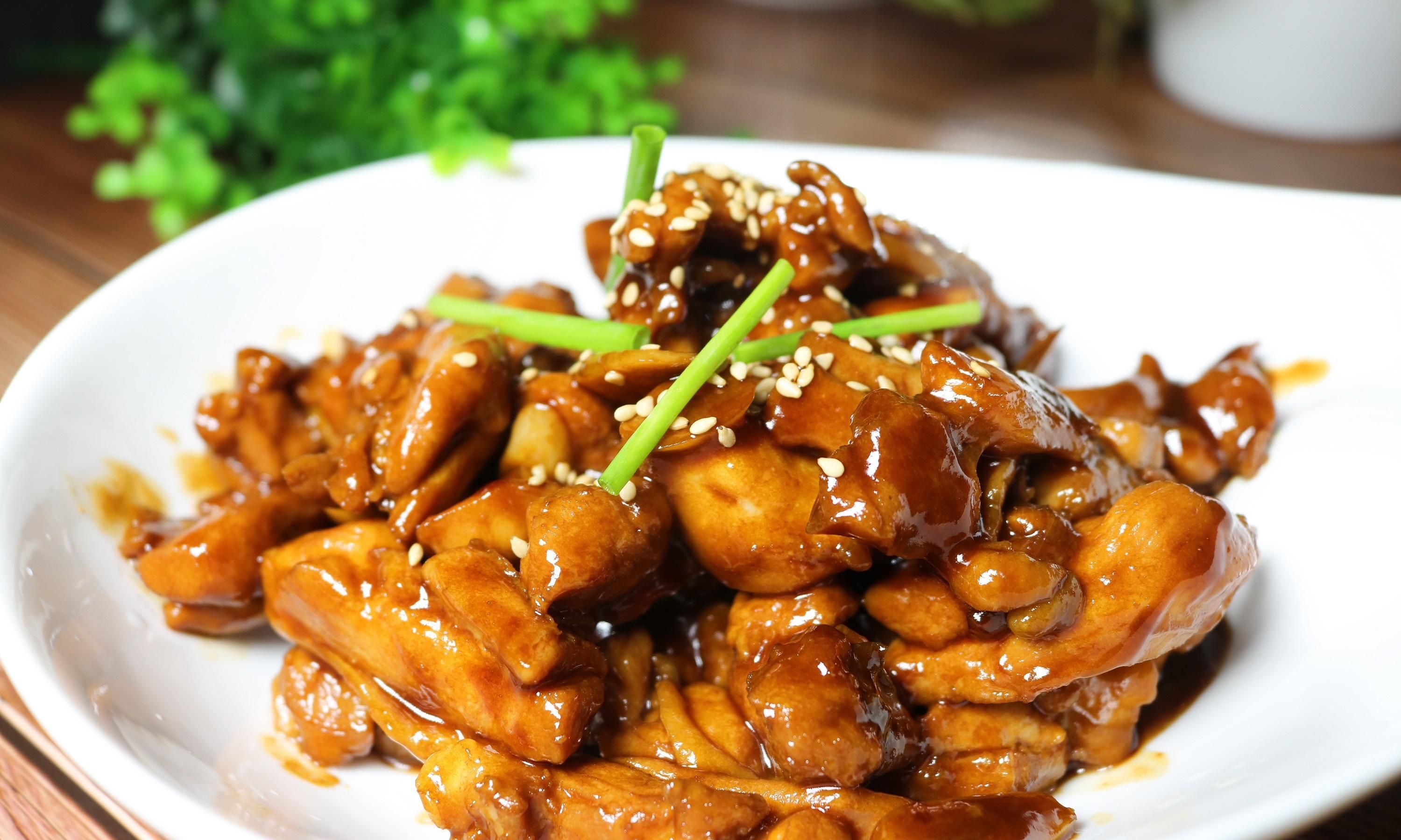 红盏酱香鸡
