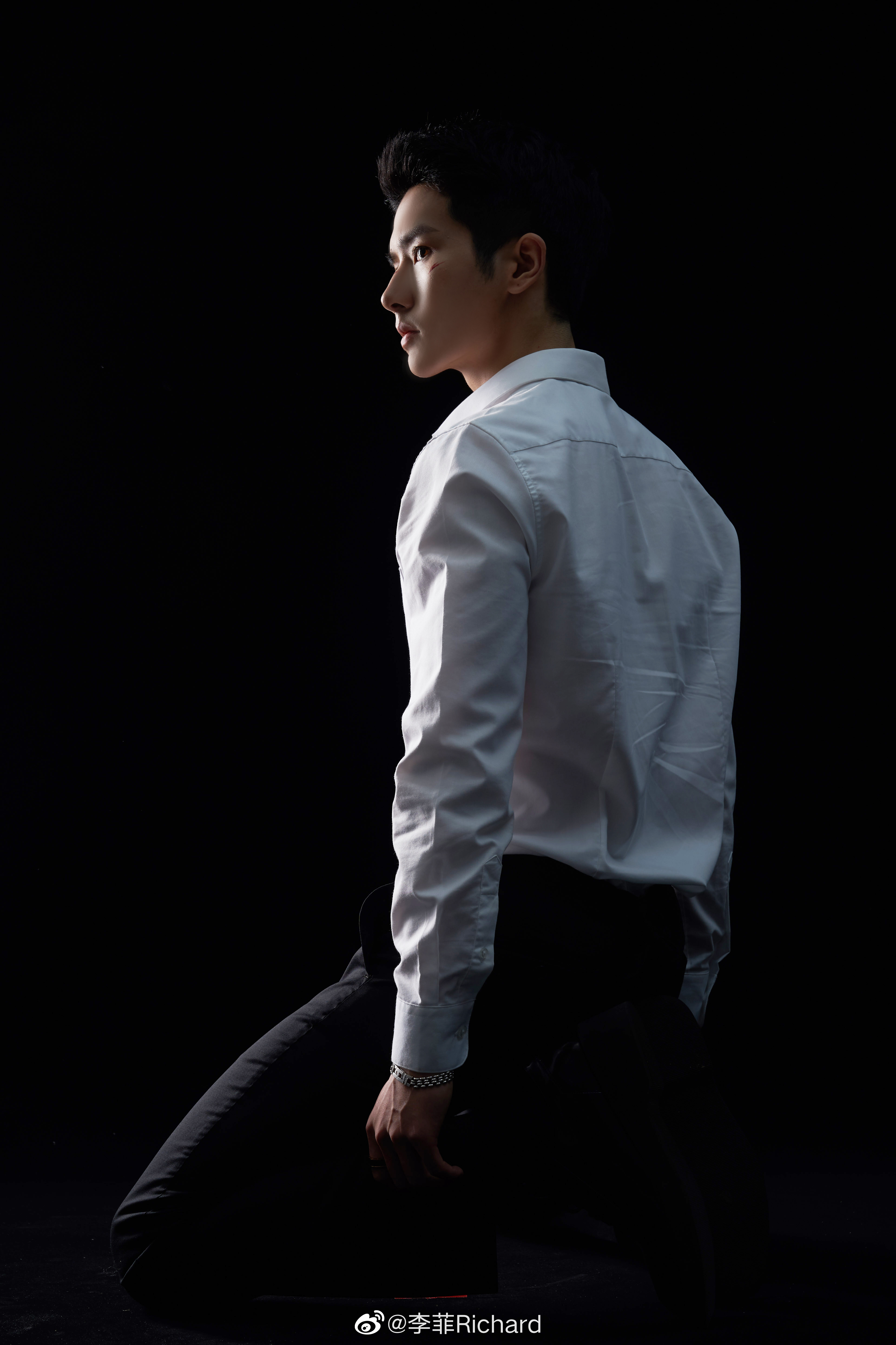 zkkq9f">李菲,1996年9月16日出生于湖北省宜昌市,中国内地影视男演员