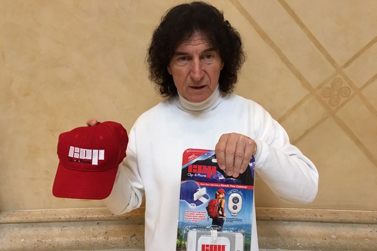 主要作品有《 a target="_blank" href="/item/重回血腥死亡营