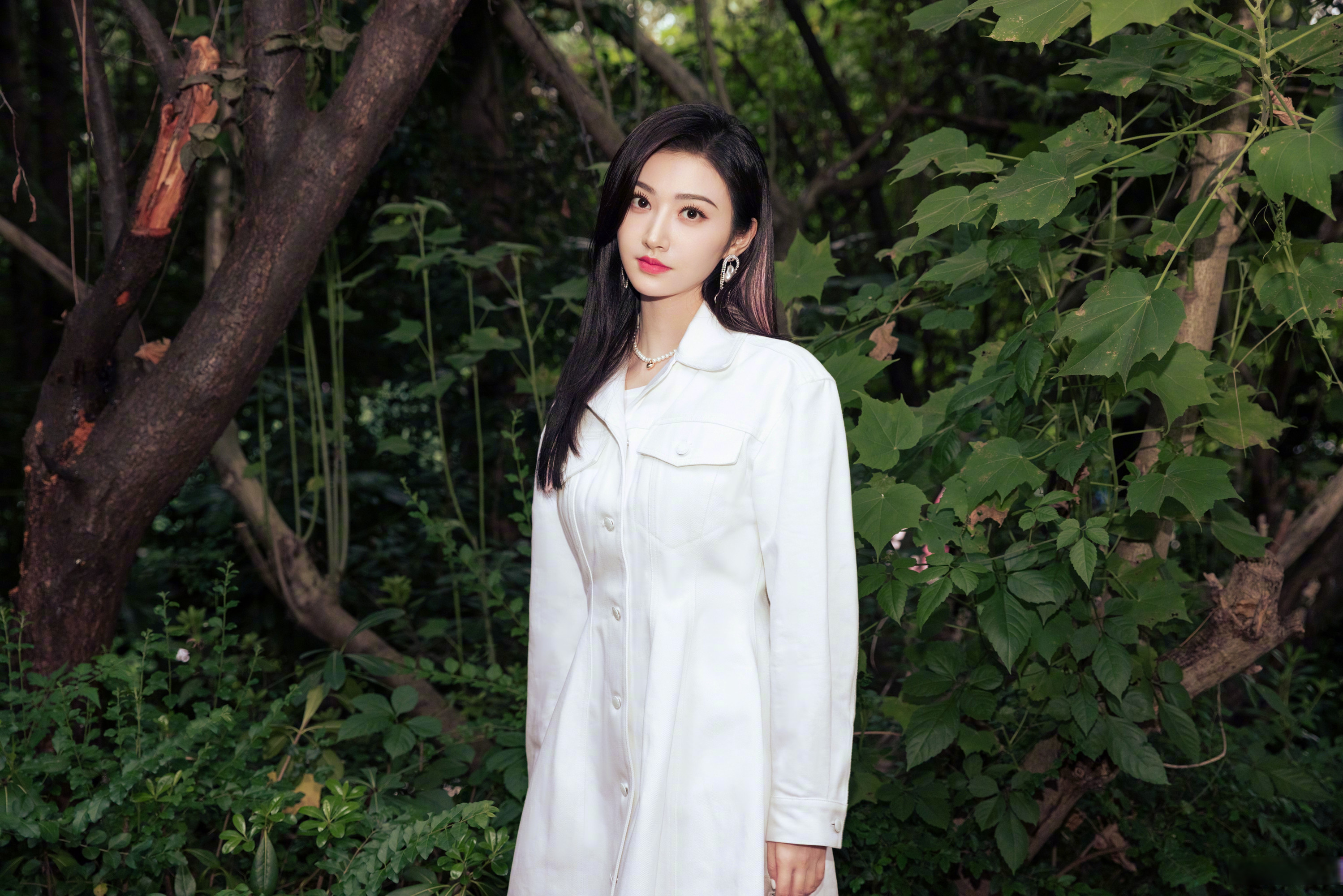  p>景甜(jing tian),1988年7月21日出生于陕西省西安市,华语影视女