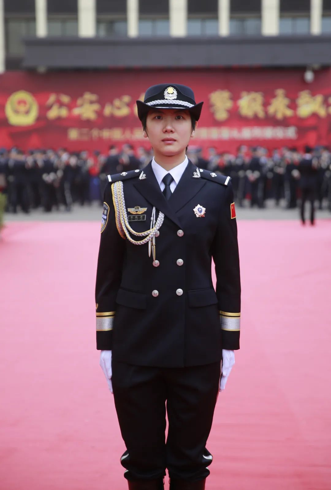 李晓君,现任浙江省温州苍南县公安局特巡警大队民警.