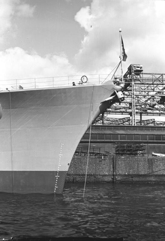  p>俾斯麦级战列舰(德文:schlachtschiff bismarck,英文:bismarck