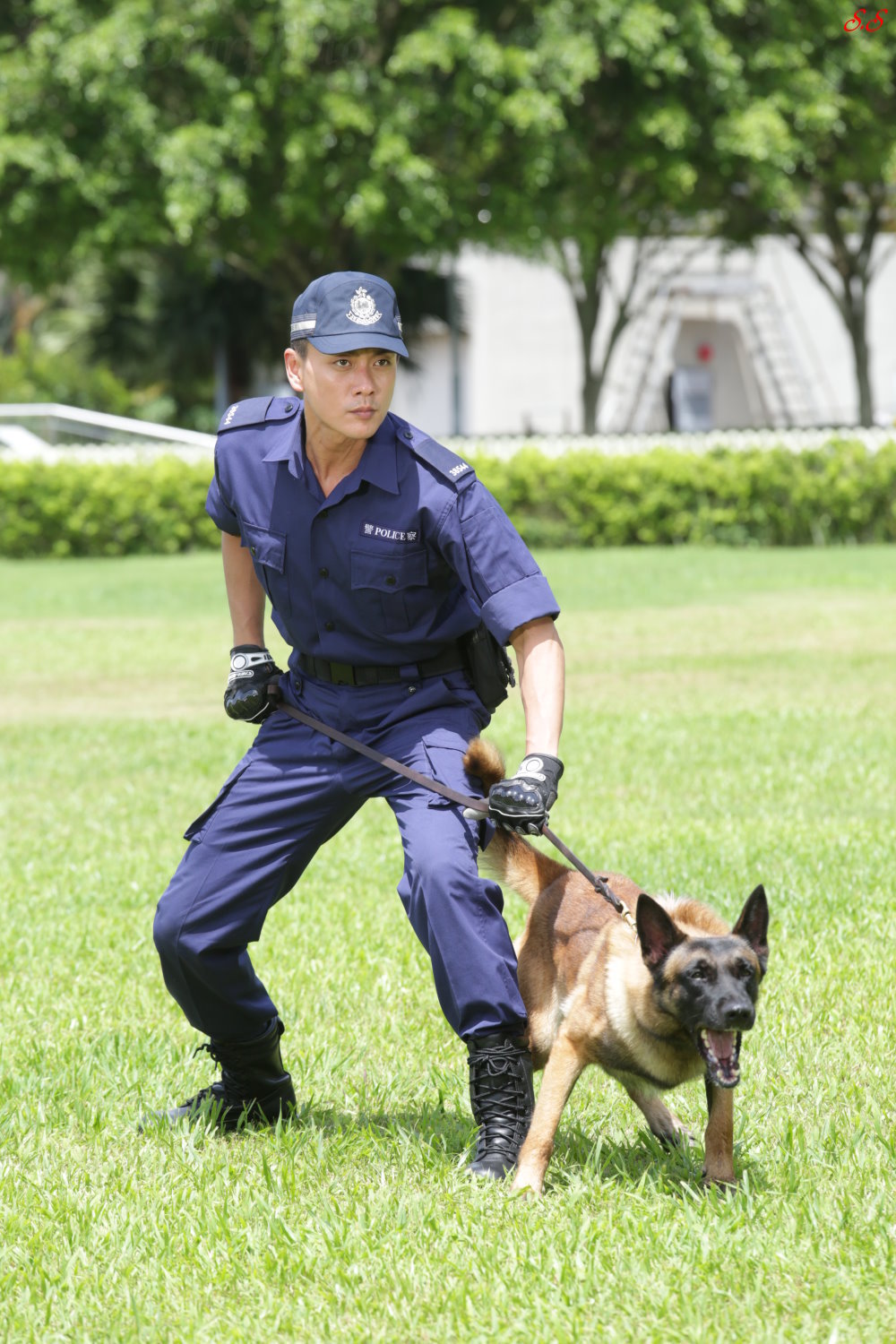 警犬巴打