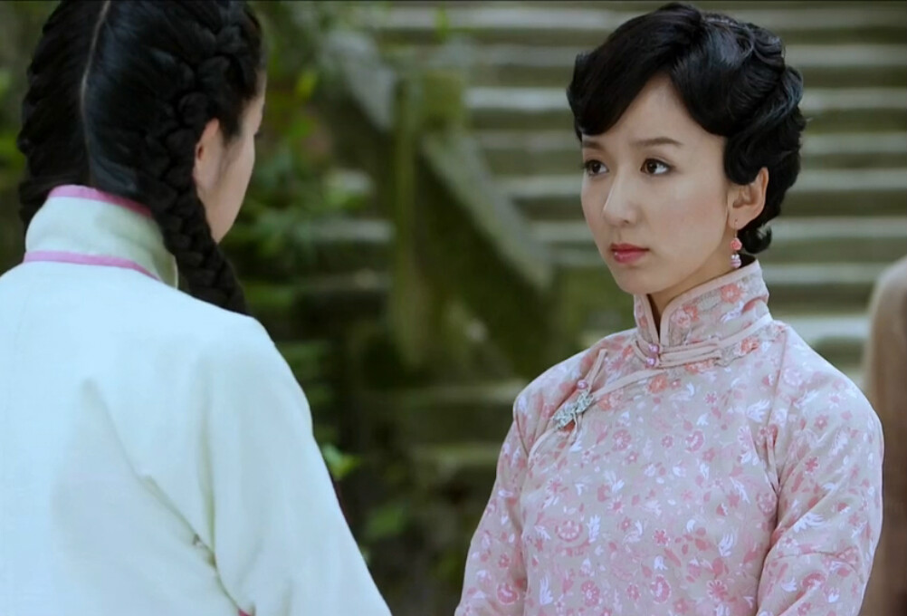 采薇是在电视剧《 a target="_blank" href="/item/爱情悠悠药草香