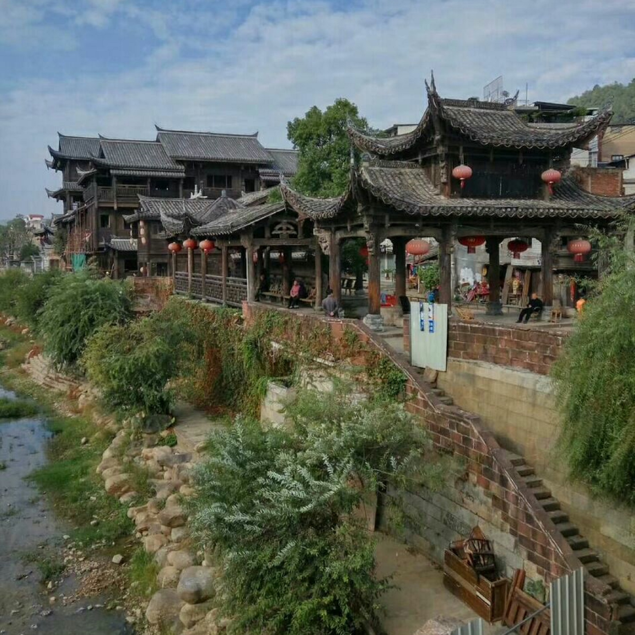  p> b>长汀古城 /b>又称汀州古城,位于福建长汀,地处武夷山脉南麓,南