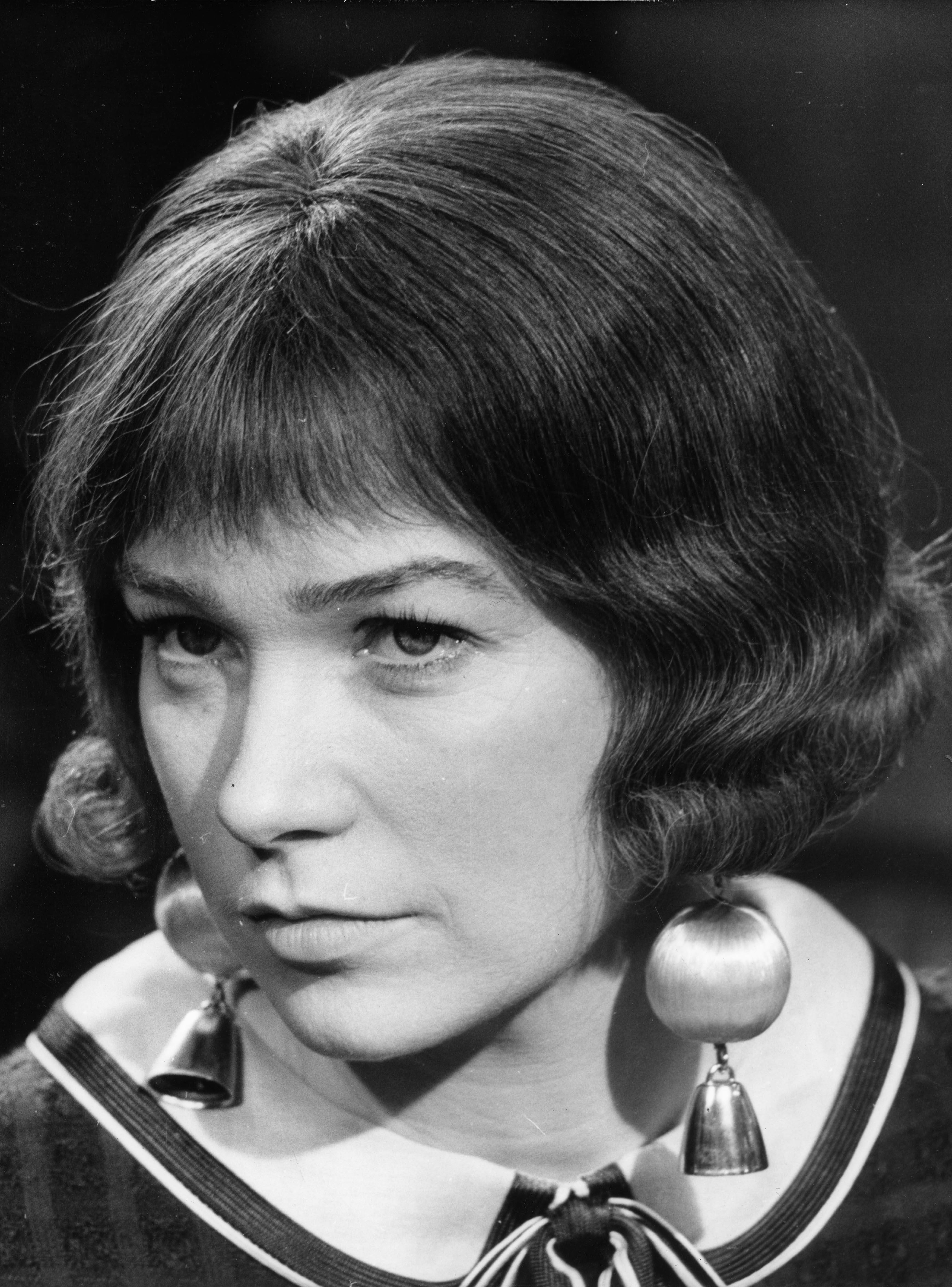 shirley maclaine
