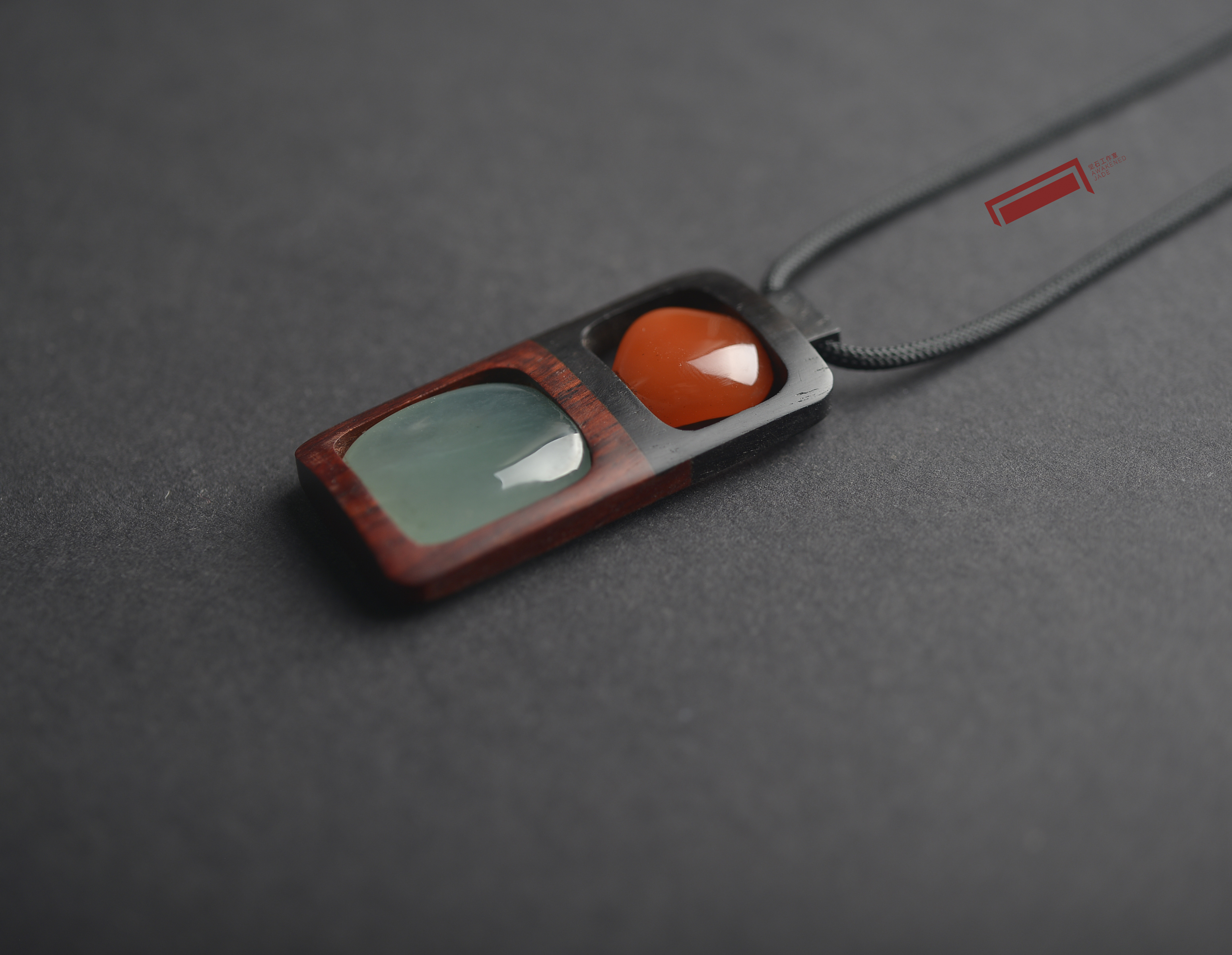  p data-id="gnawa9xstp">杨相象  玉雕艺术家,觉石工作室创办人,云南