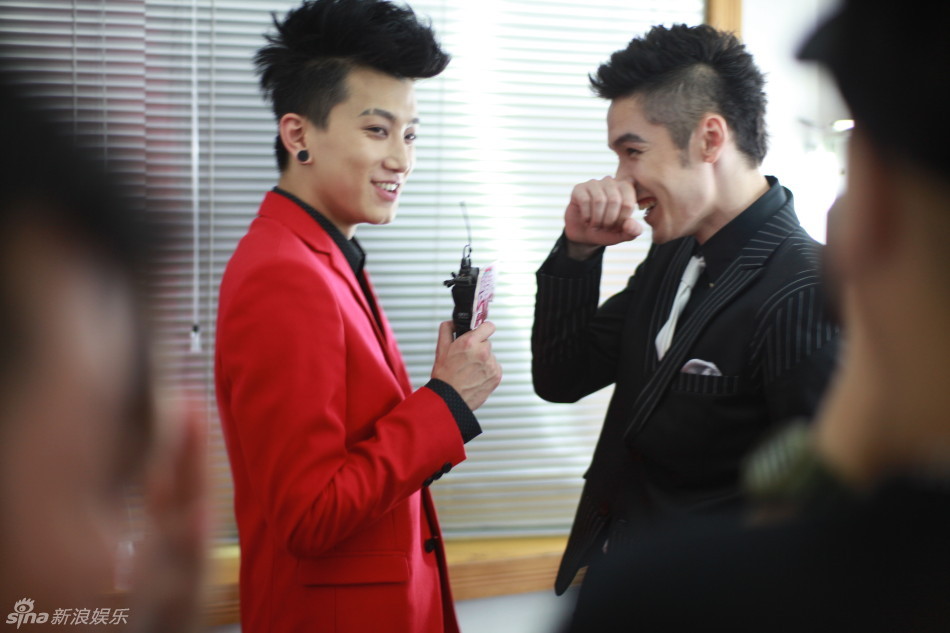  p>jf bros,中国内地男子双人唱跳组合,由 a target="_blank" href="