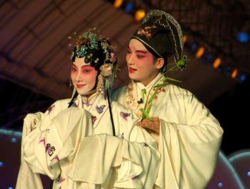 陕南花鼓戏是一种陕西省的传统<a target="