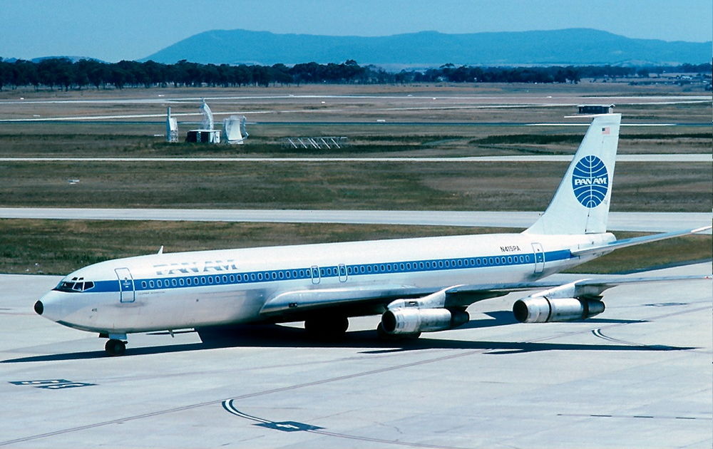  p>波音707(英语: b> i>boeing 707 /i> /b>)是美国 a target="_blank