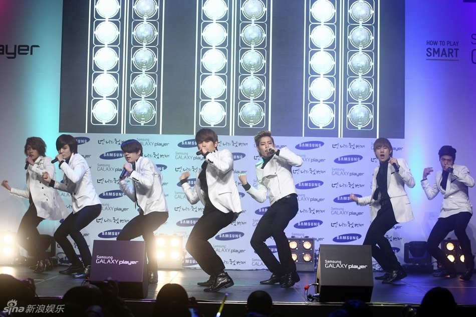 是 a target="_blank" href="/item/woollim entertainment