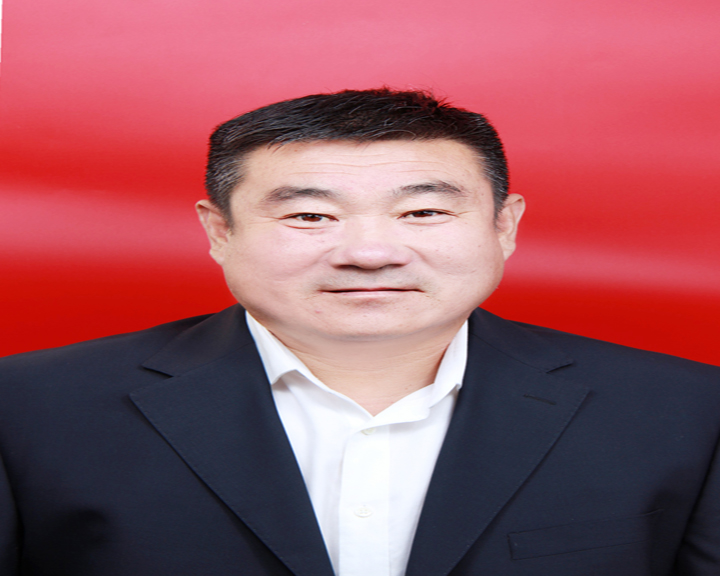 1965年3月出生,大专学历,现任银川市兴庆区掌政镇五渡桥村党支部书记
