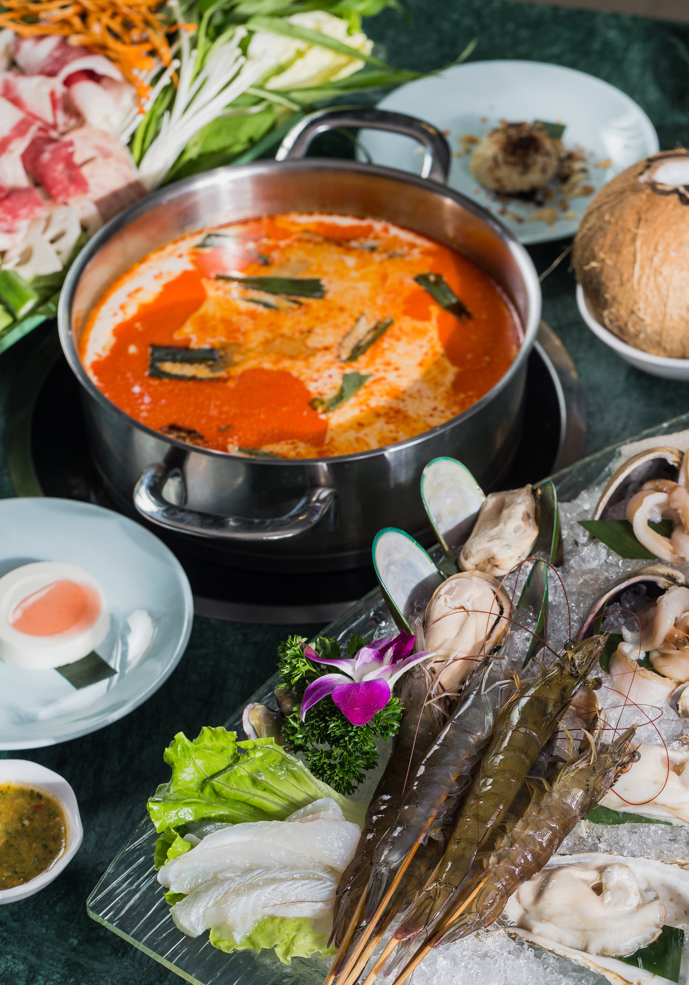  p data-id="gnbxaghrca">集渔是一个经营地道泰式海鲜火锅的全国性