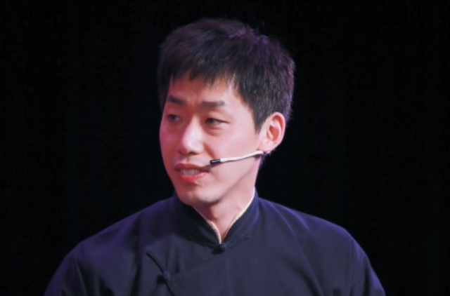  p data-id="gncpc098uh">李丁,出生于中国,中国内地相声演员, span