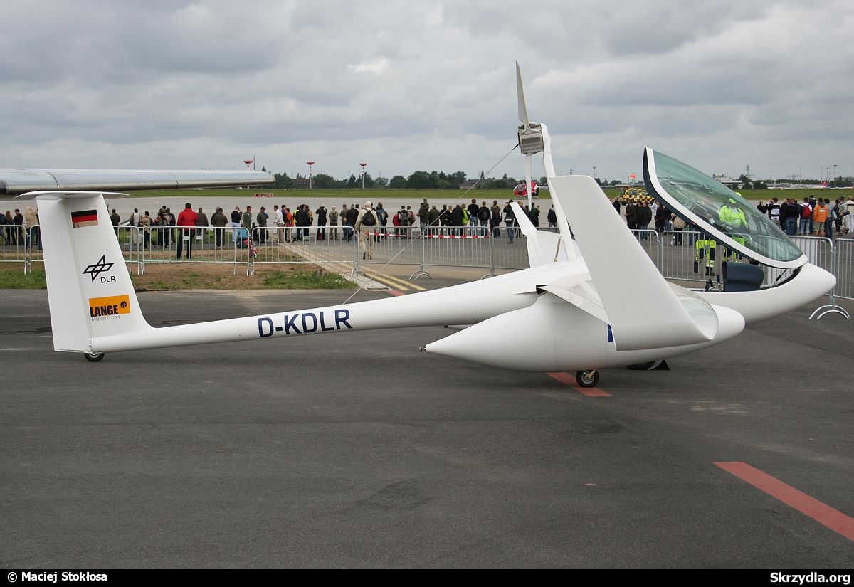  p>电动飞机(electric aircraft)是指依靠 a target="_blank" href="