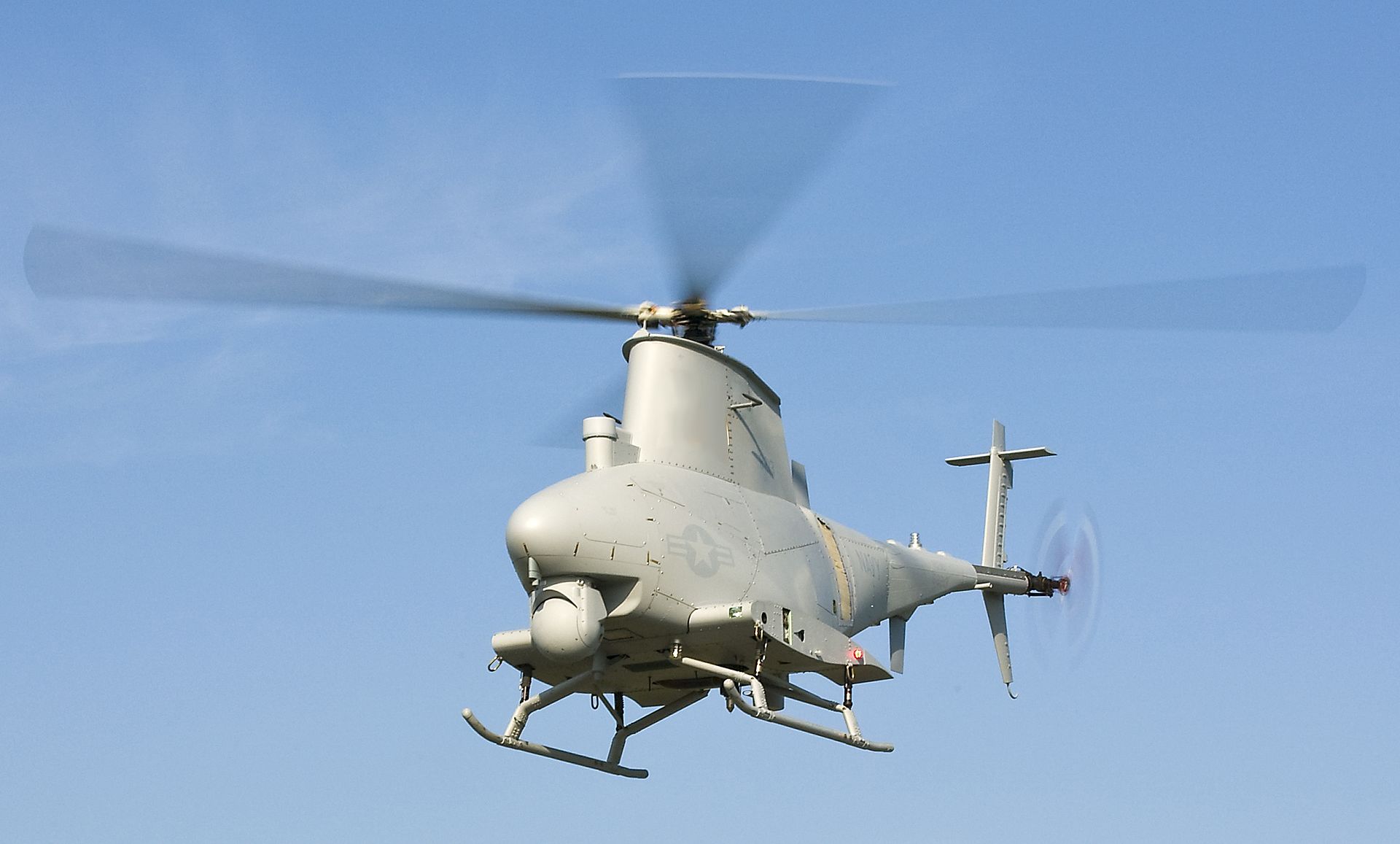  p>mq-8b型 a target="_blank" href="/item/无人驾驶直升机/7701121"