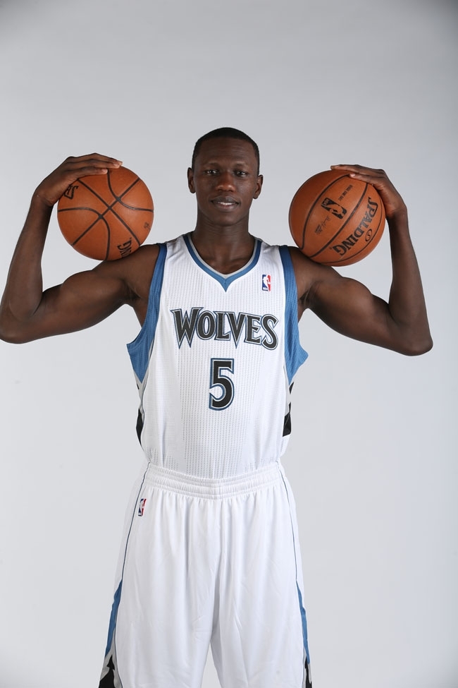  p>戈尔吉·迪昂(gorgui dieng),1990年1月18日出生于 a target="