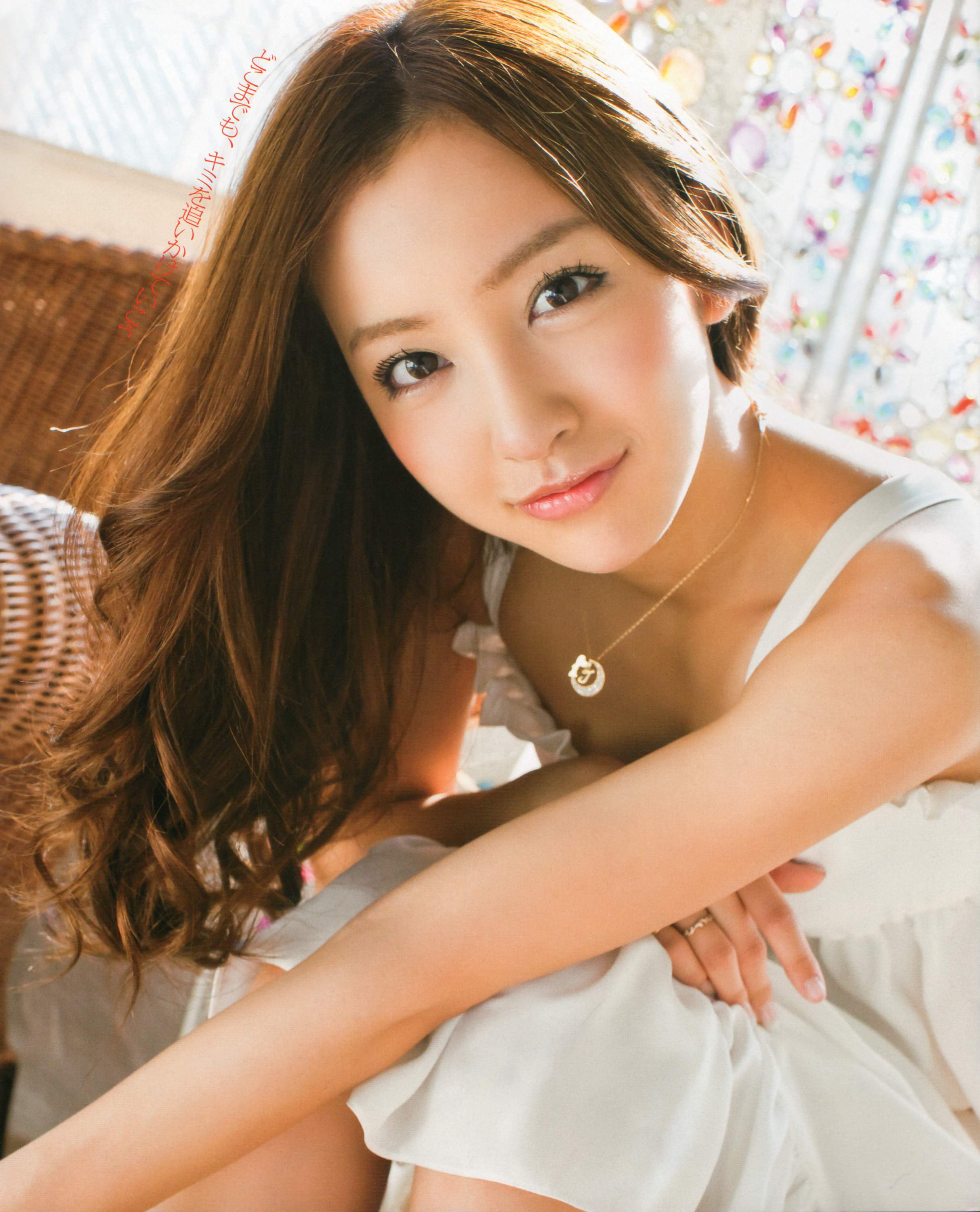 板野友美