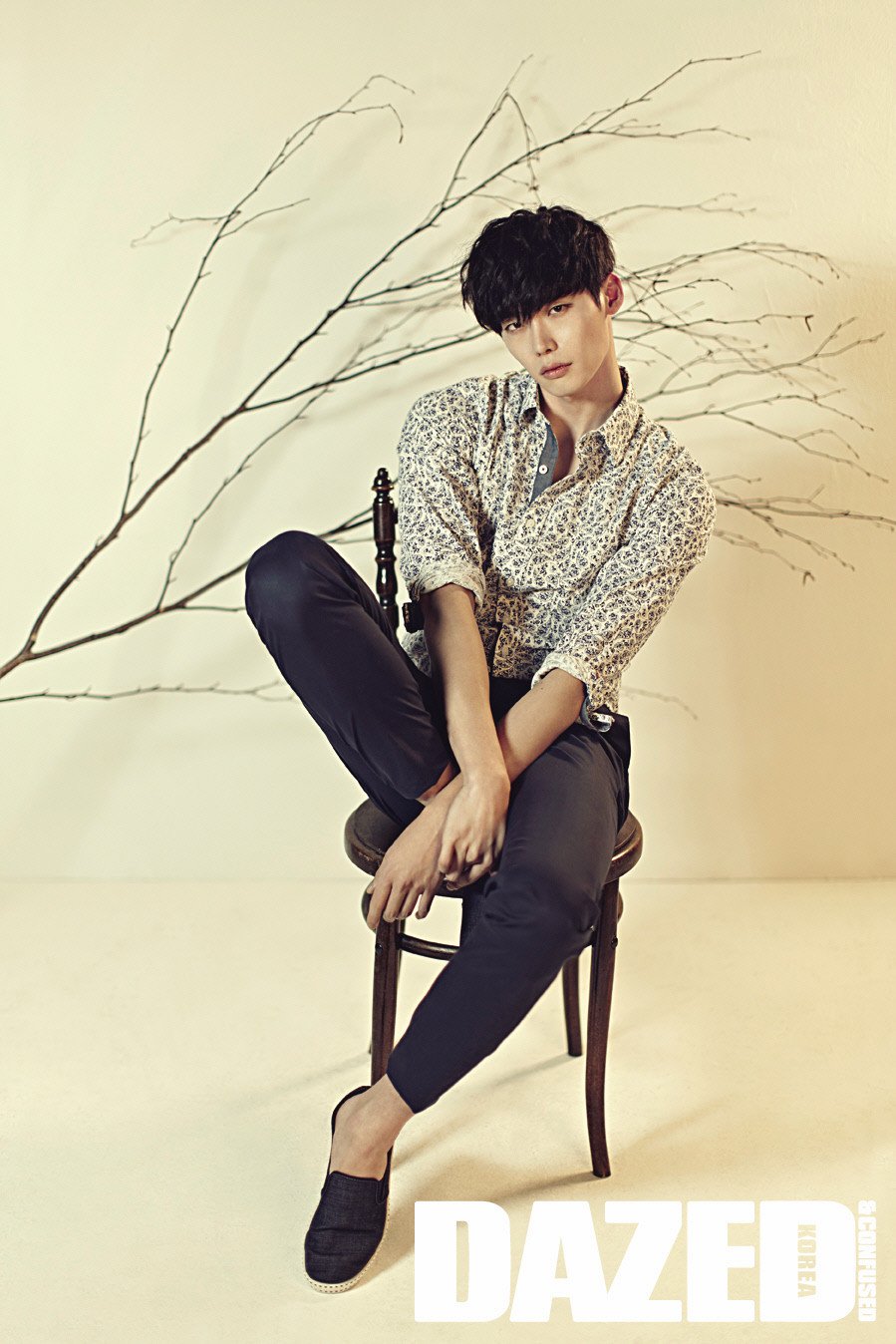  p>李钟硕 i>(         ,lee jong suk) /i>,1989年9月14日出生于京畿