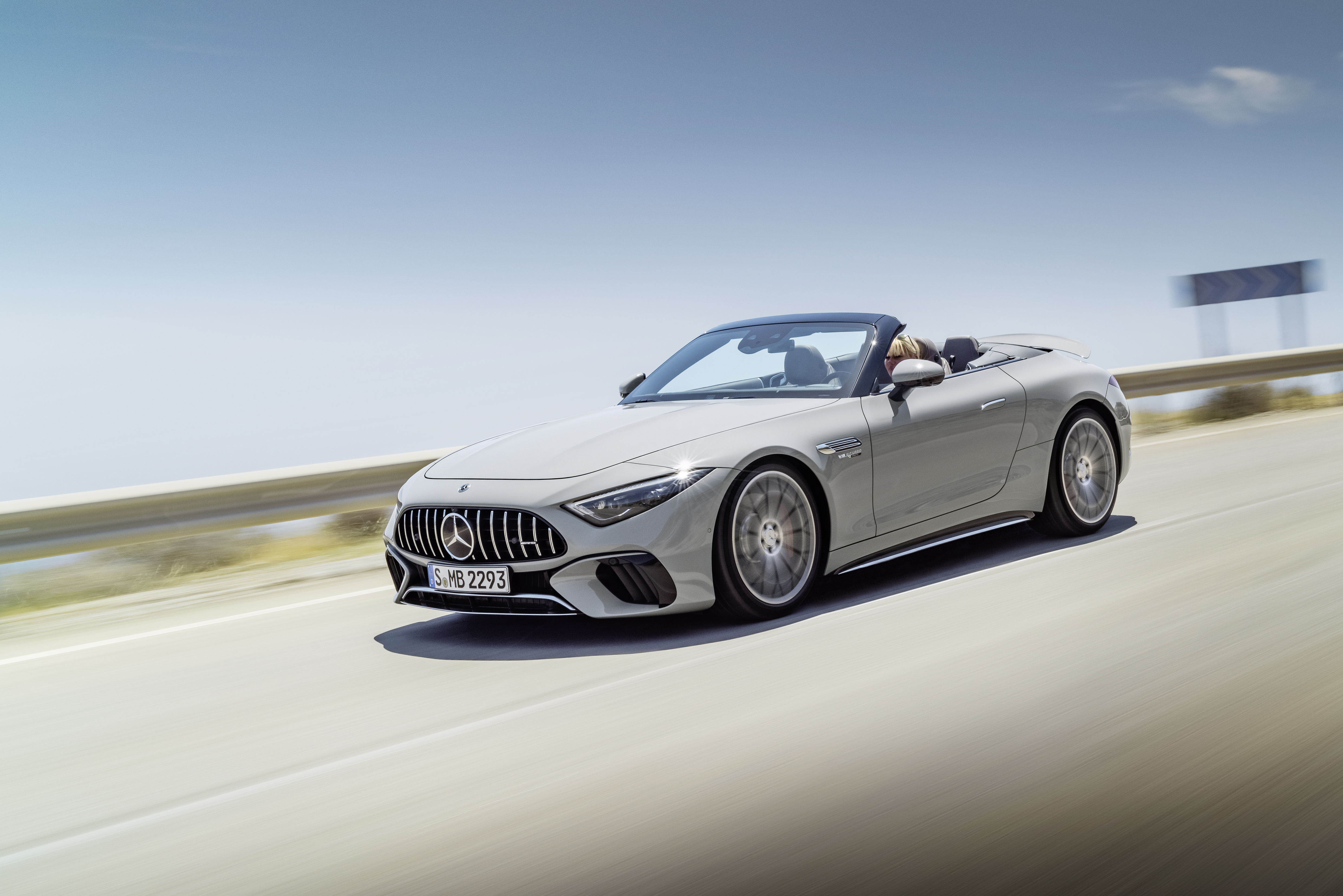  p>梅赛德斯-奔驰(mercedes-benz)是世界闻名的豪华 a target="_blank