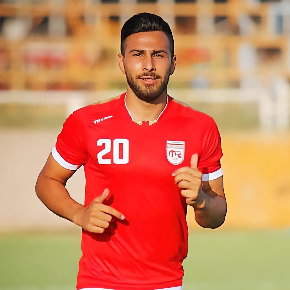  p>阿米尔·纳斯尔·阿扎达尼 i>(amir nasr azadani) /i>,男,伊朗