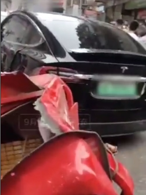 2020年9月5日南充特斯拉失控事故