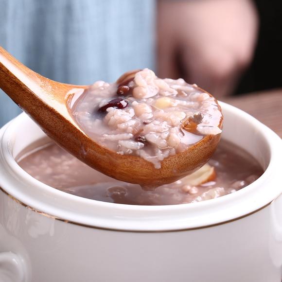 莲子芡实扁豆粥