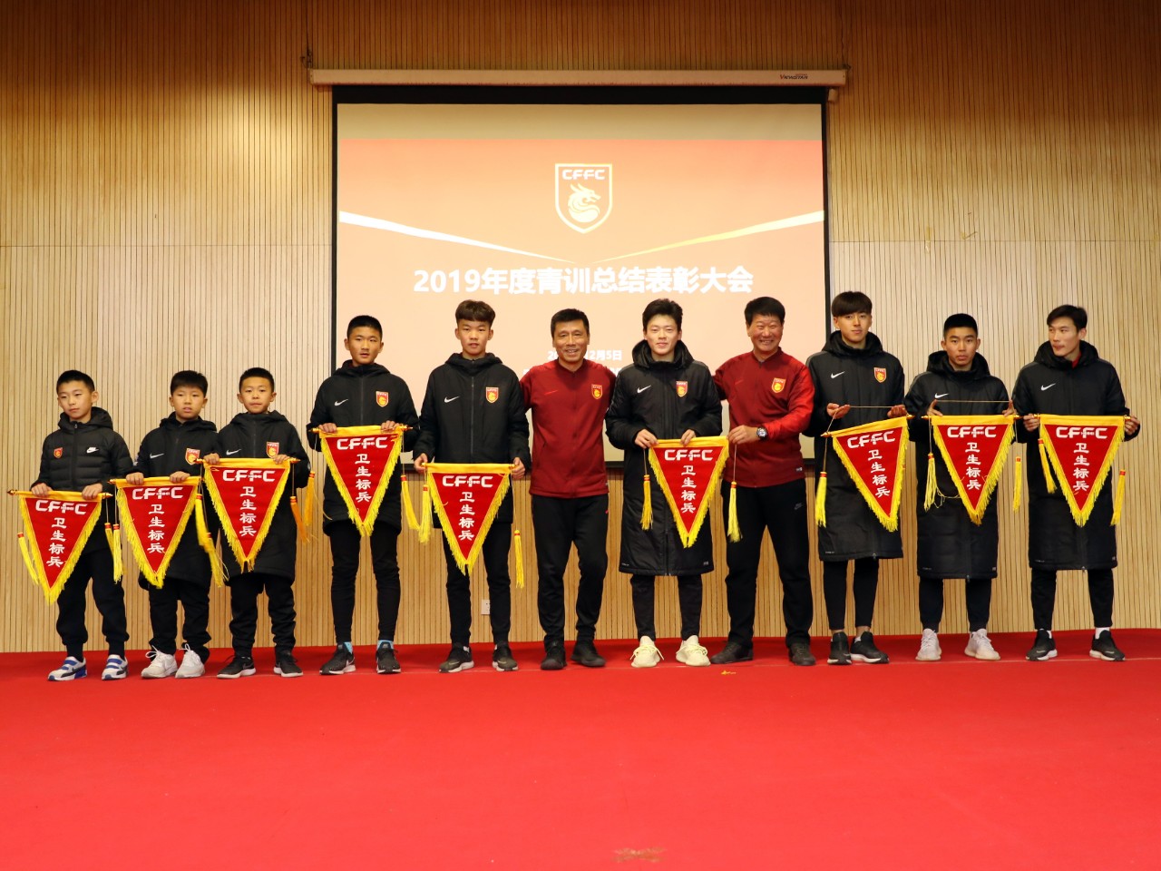 ctrid="succk5fcg7qq">3,1968年1月出生于北京