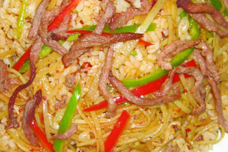  p>肉丝炒饭是一道美味的菜肴,主要食材为米饭, a href="#" data