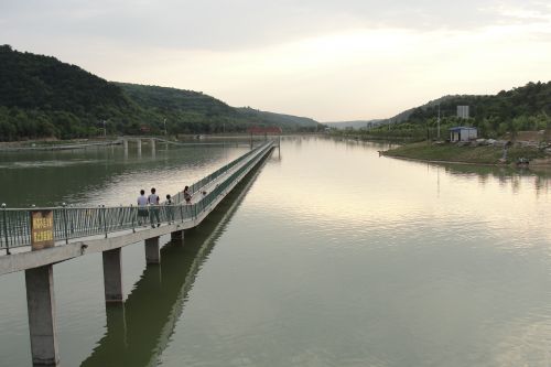  p data-id="gnap5vambg">旧县镇,隶属于陕西省延安市洛川县.