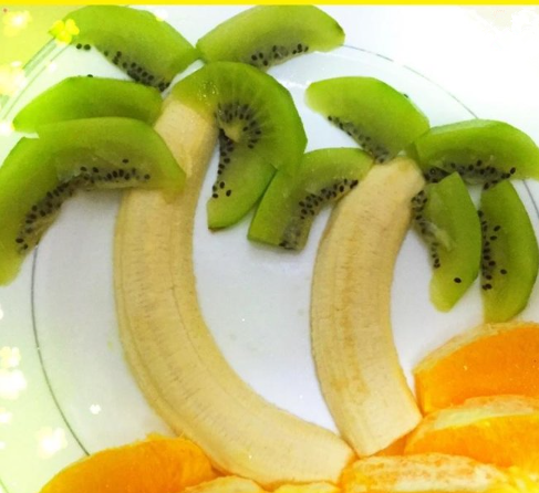  p data-id="t9na4pu8sfcq">椰风沙韵果盘,以香蕉,橙子为主料的食品.